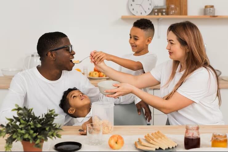family-feeding